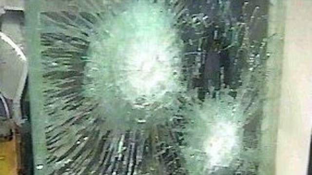 20160829063501_20150906054053BULLETPROOFGLASS