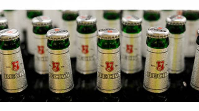 20130213121500_0213Becksbottles