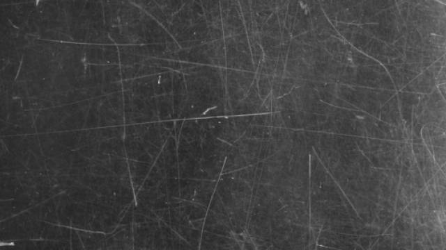 20120514112952_scratchedglass