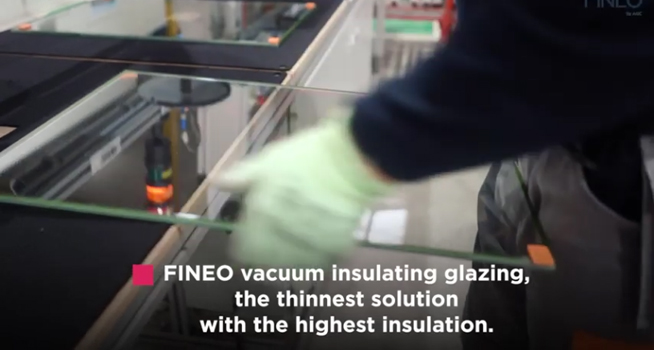 Fineo Hybrid: - Vacuum insulating glass versus triple insulating glass